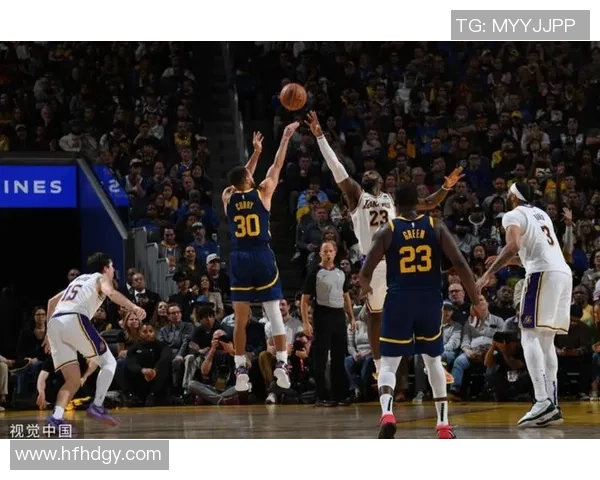 1月18日NBA常规赛精彩对决爵士队挑战掘金队期待激烈较量 1月18日NBA常规赛精彩对决爵士队挑战掘金队期待激烈较量